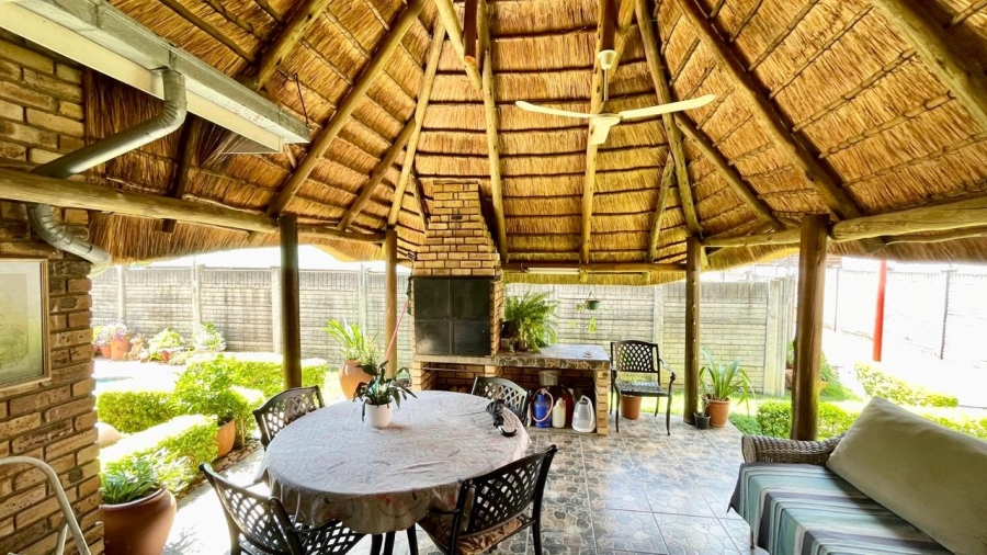 4 Bedroom Property for Sale in Protea Park North West